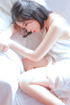 老太婆**视频毛茸茸